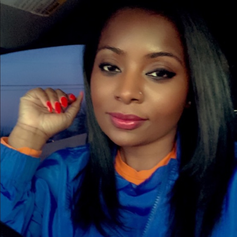 Meet your Posher, Tawana